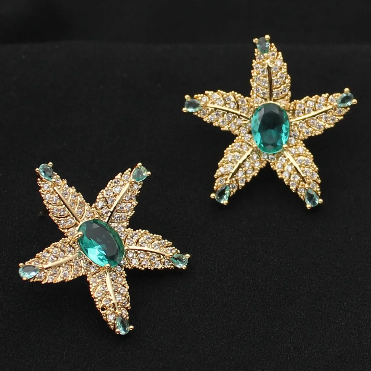 

Starfish Stud Earrings Silver Gold Color Zircon Leaf Plants Earrings Cute Wedding Party Jewelry Daily Wear