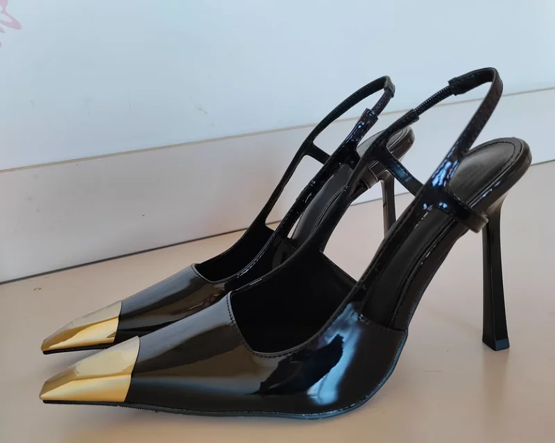 Tacones de aguja negros sexys de 7/9/11 cm, tacones altos de moda, estilo nuevo de verano 2026, sandalias de punta metálica con tira trasera para mujer
