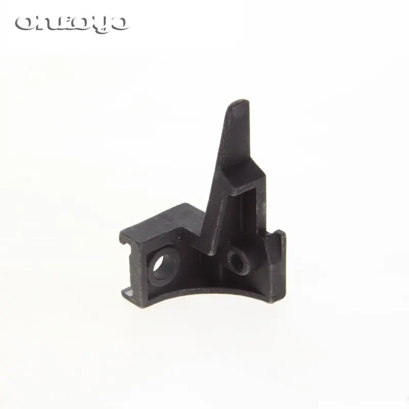 Industrial Overlock Sewing Machine Spare Parts For SIRUBA 747 four-thread Sewing Machine Upper Knife Clamp KR19
