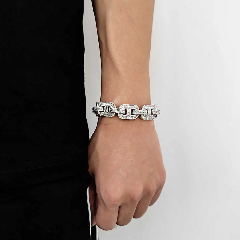 

NY Hip Hop New Product 15MM Wide Pig Nose Necklace Bracelet with 5A Zircon Decoration Design Luxury Style
