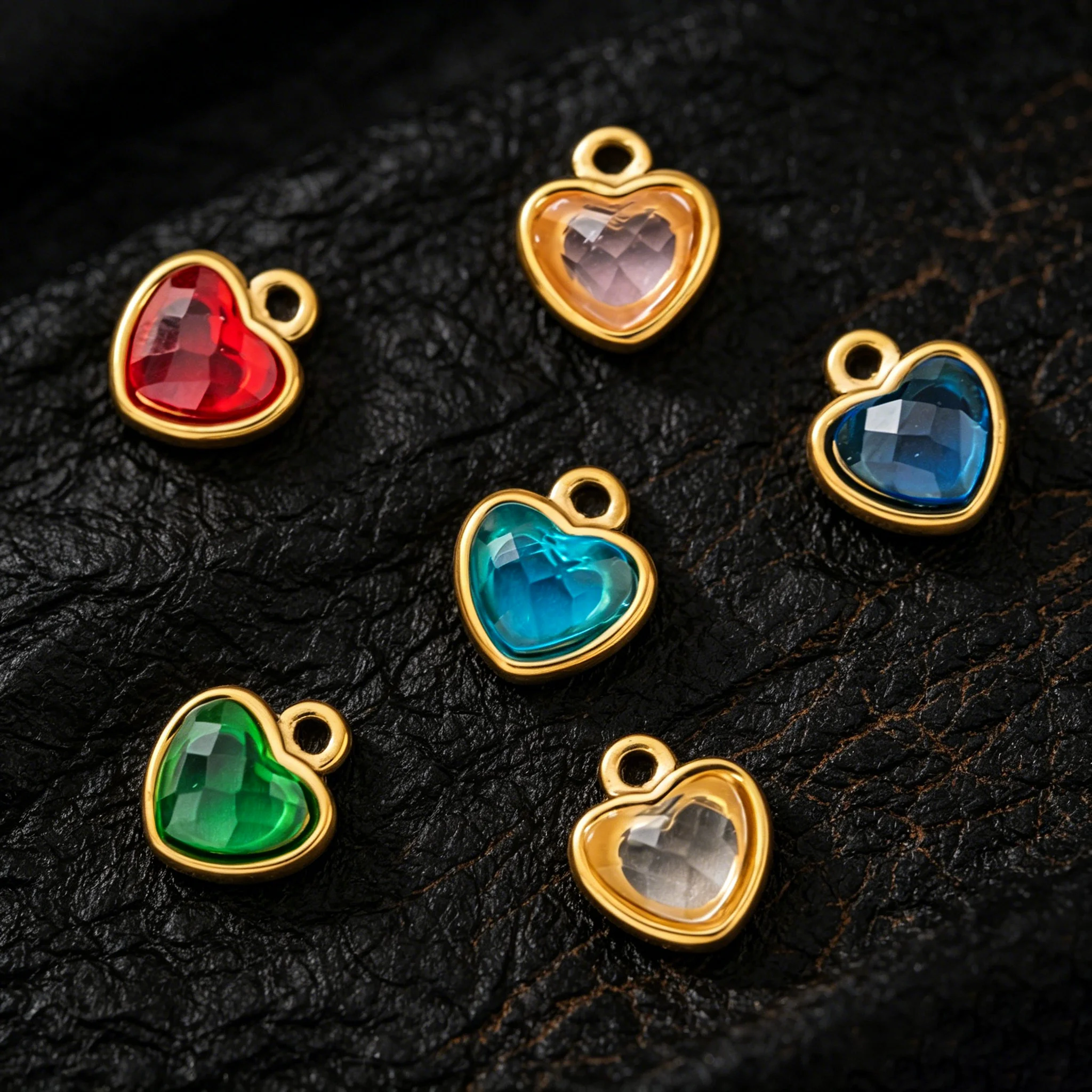 5 Stück Edelstahl-Herzanhänger, goldene Kristallanhänger für DIY-Schmuck, Halsketten, Armbänder, Bastelzubehör, Zubehör für die Herstellung von Schmuck. – Detail 5