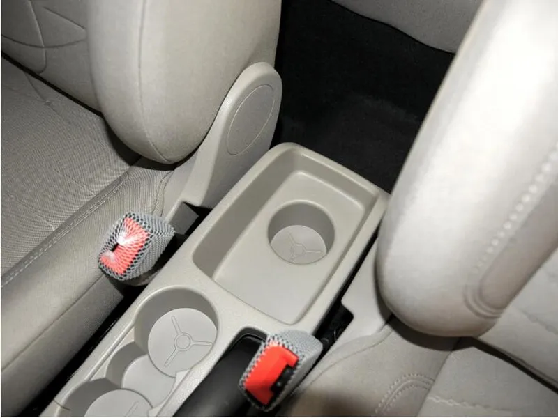 Für Ford Fiesta Armlehnenbox Für Ford Fiesta MK7 2009-2017 Auto-Armlehnen-Aufbewahrungsbox Spezielles Nachrüstzubehör für den Innenraum – Detail 2