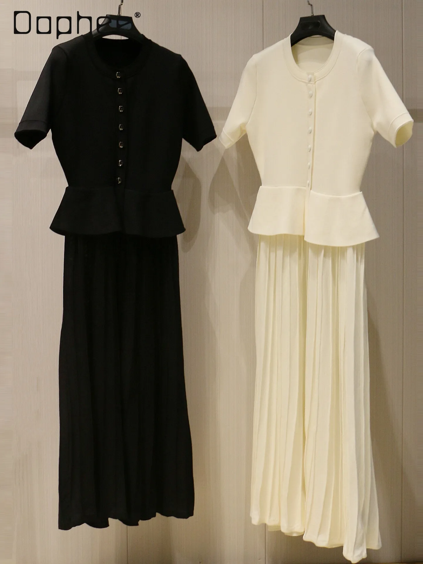 

2026 Spring Summer New French Hepburn Style Black Knitted Dress for Women High-end Short-sleeve Faux Two-piece Slim Maxi Dress