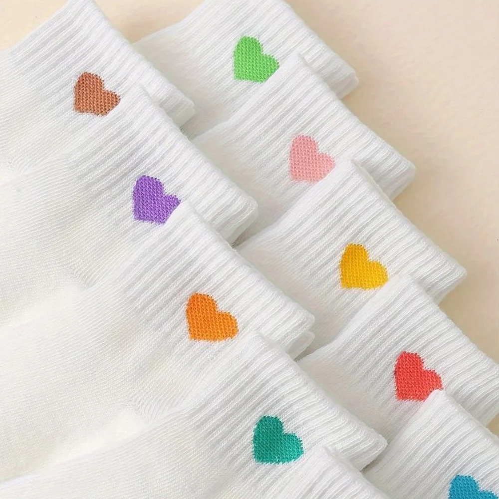 10 pairs of children's socks with heart design, girls' black and white sports socks, mid-calf socks for spring, summer, autumn a