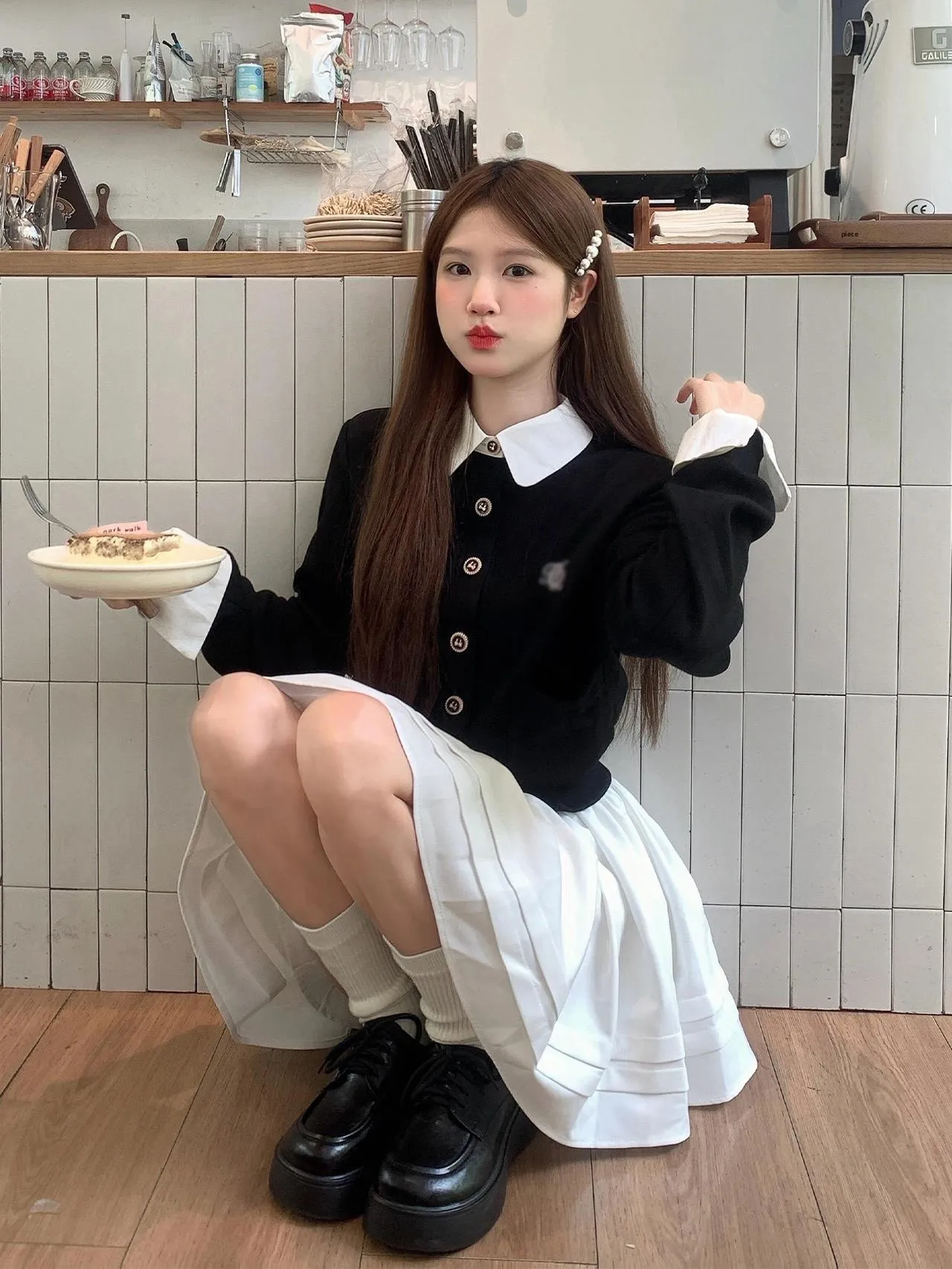 

Color Block Knitted Cardigan And Short Skirt Two Piece Set for Women Autumn Fashion Elegant Rich Girl Style Fake Two Piece Set