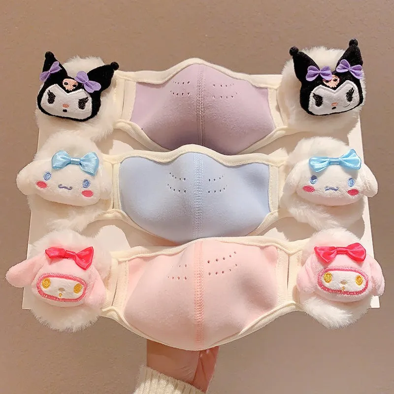 

Симпатичная детская теплая защитная маска Kuromi с капюшоном и чехлами для ушей, интегрированная для защиты от холодной погоды и флиса