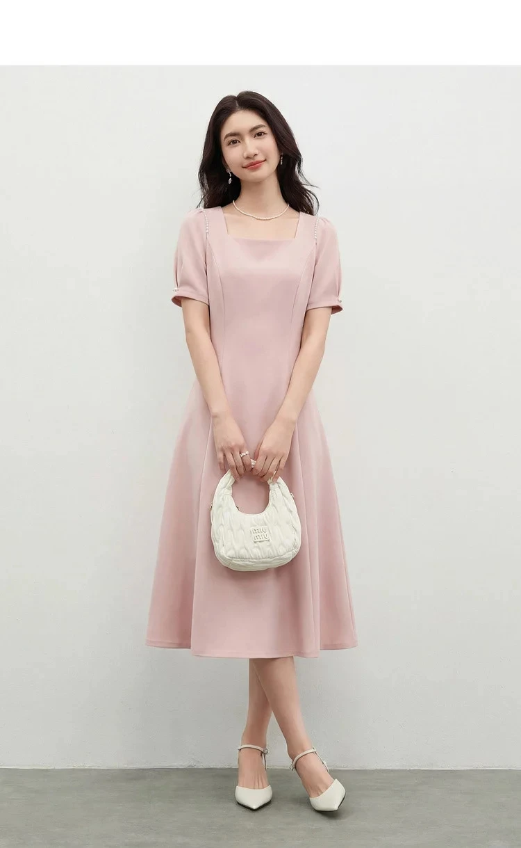 SENTUBILA Damen Einfaches A-Linien-Kleid 2026 Sommer Büro Elegantes Kleid mit Quadratischem Ausschnitt und Perlenketten-Detail Kurzarm Q62LI6575X – Detail 3