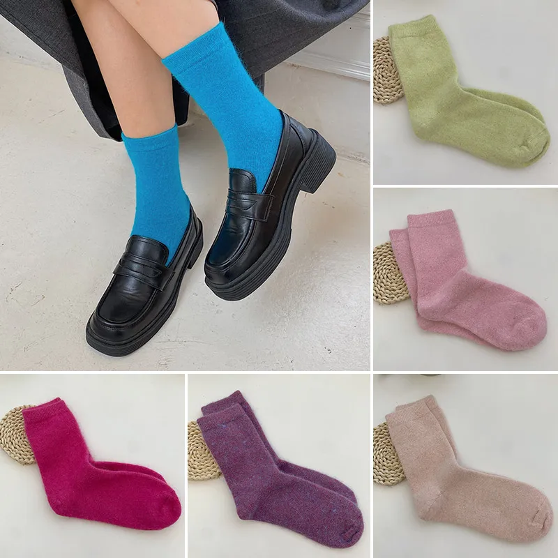 Chaussettes chaudes en fausse fourrure pour femmes, chaussettes d'hiver en poils de lapin Angora, couleur unie, épaisses, en laine de lapin