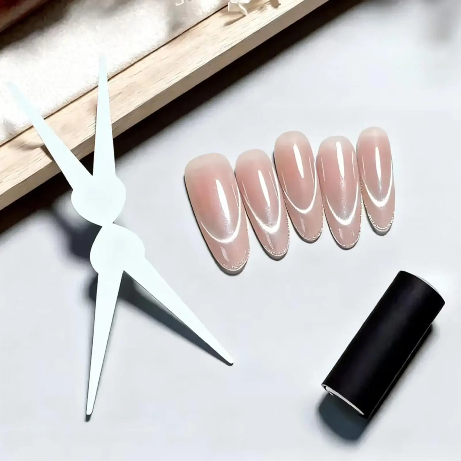 Manicure Magnetic Tool Nail Polish Magnet Scratch-resistant Double-head Nail Tool magnet cat's eye auxiliary tool for manicure