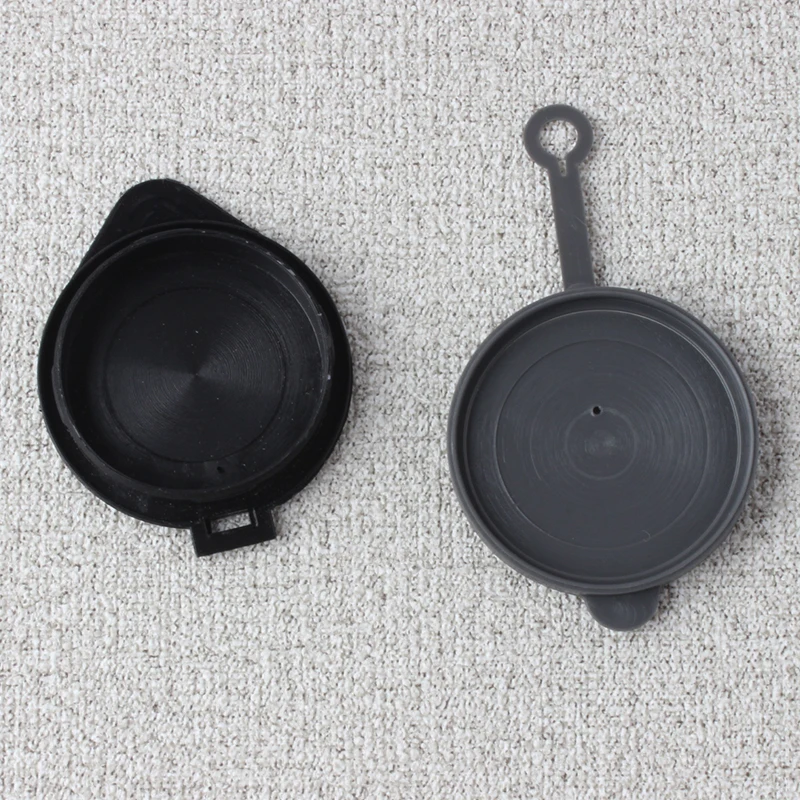 Suitable for Toyota RAV4 Rongfang Water Spray Pot Cover, Special Wiper for Auto Parts, Pot Cover, Glass Water Tank Cover