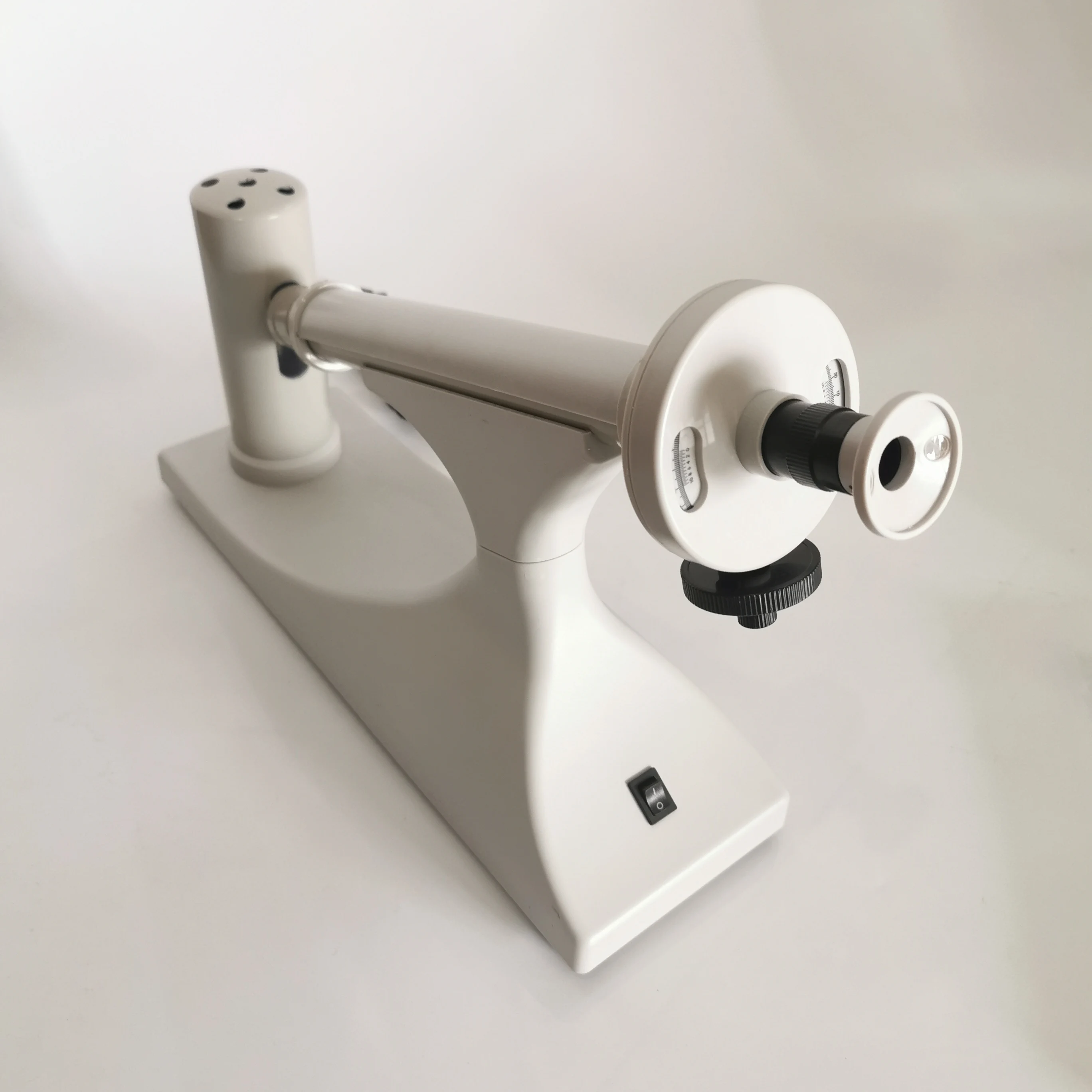 WXG-4 Manual Polarimeter | Rotation Disc Polarimeter with Sodium Lamp ±180° Laboratory Instrument 220V 110V
