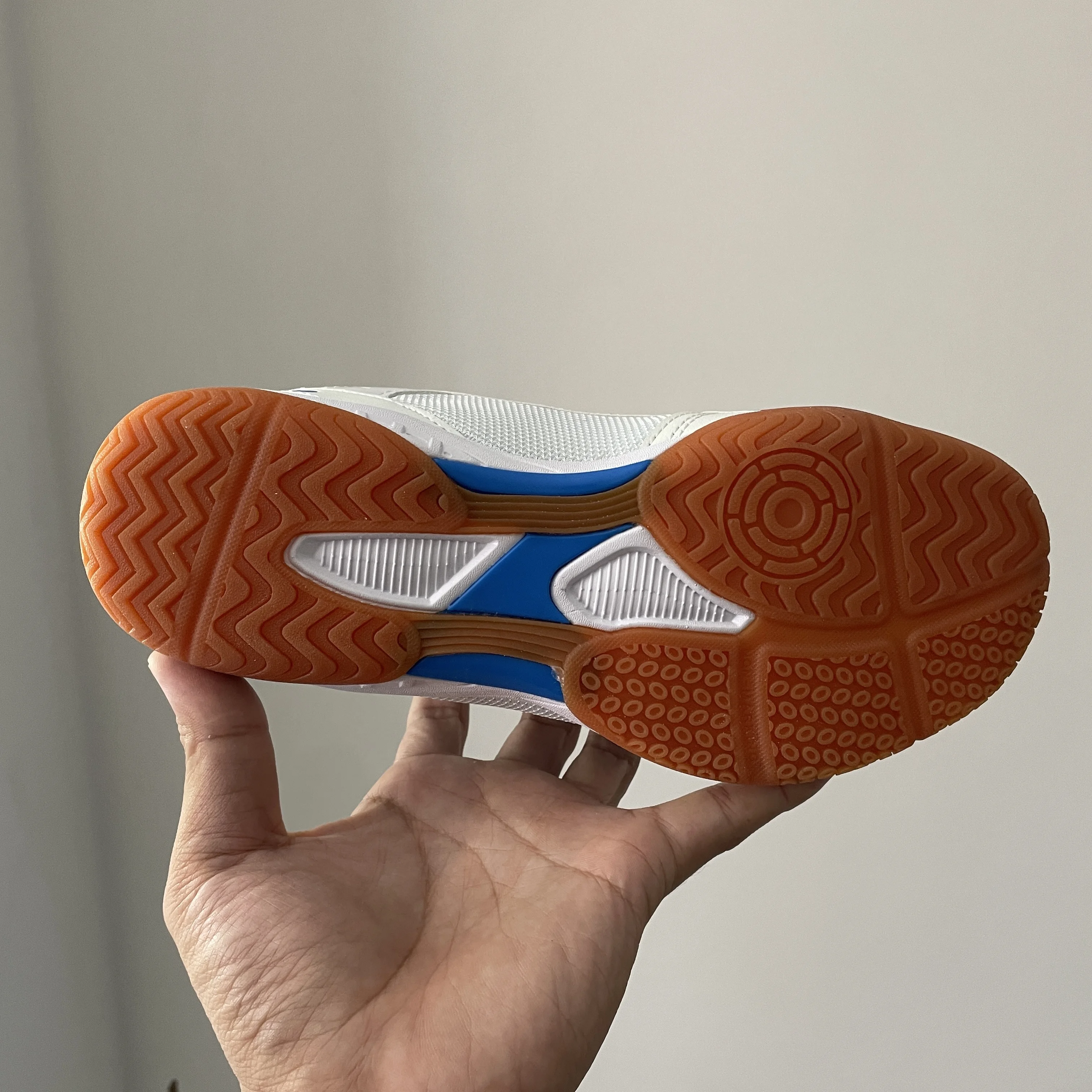 Zapatos de tenis de mesa profesionales para hombres y mujeres, zapatos de bádminton ligeros de primavera, zapatos de voleibol para hombres y mujeres