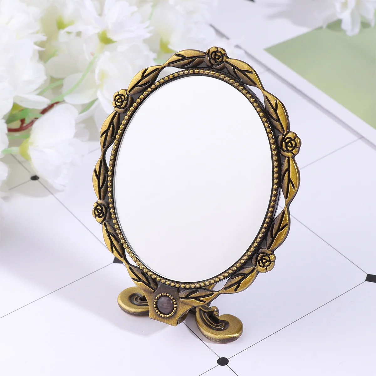 Vintage Folding Small Handle Mini Makeup Mirror Oval Pocket Mirror Bronze Color Travel Supplies for Women Girls