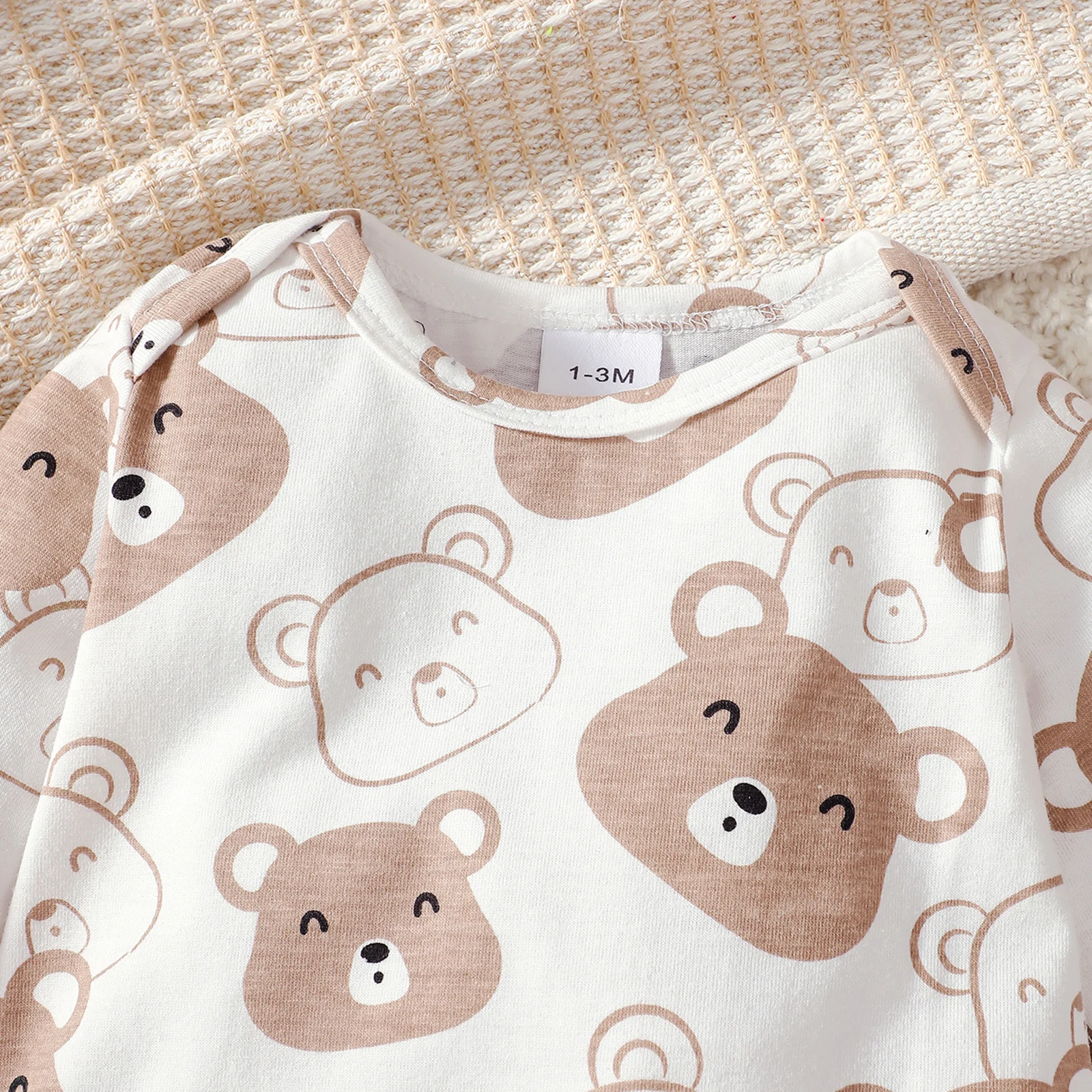 4 Colors 0-9 Months Newborn Baby Boy Autumn Clothing Set Bear Long Sleeve Bodysuit+Pants+Hat+Socks Cute Newborn Baby Gift Outfit