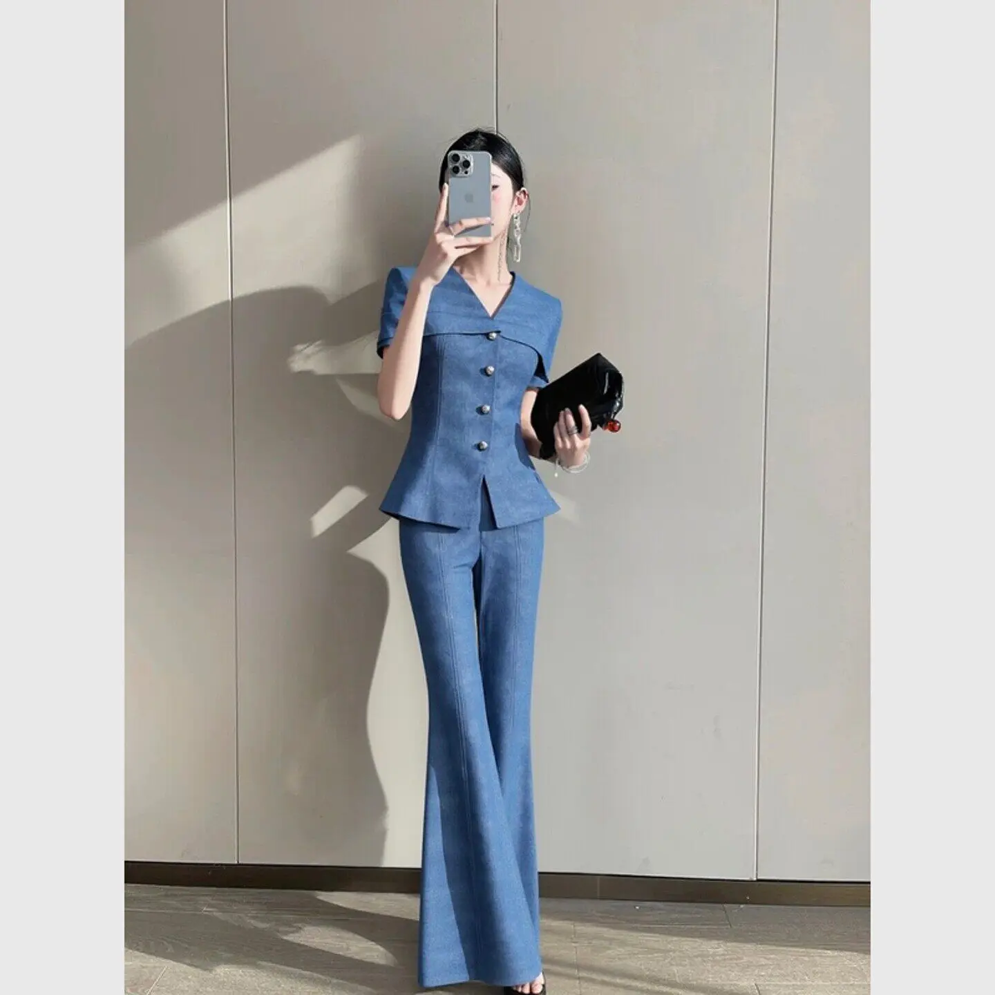 New Summer Small Frangrance Women's Suit Fashion V-neck Shlort Sleeve Shirt + Slim Flare Pants Elegant Two Piece Set High End
