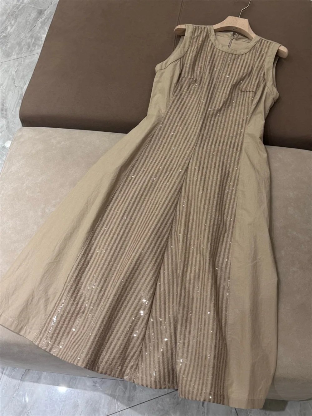 

25 Spring/Summer New Women's Cotton Sleeveless Round Neck Sequins Dress