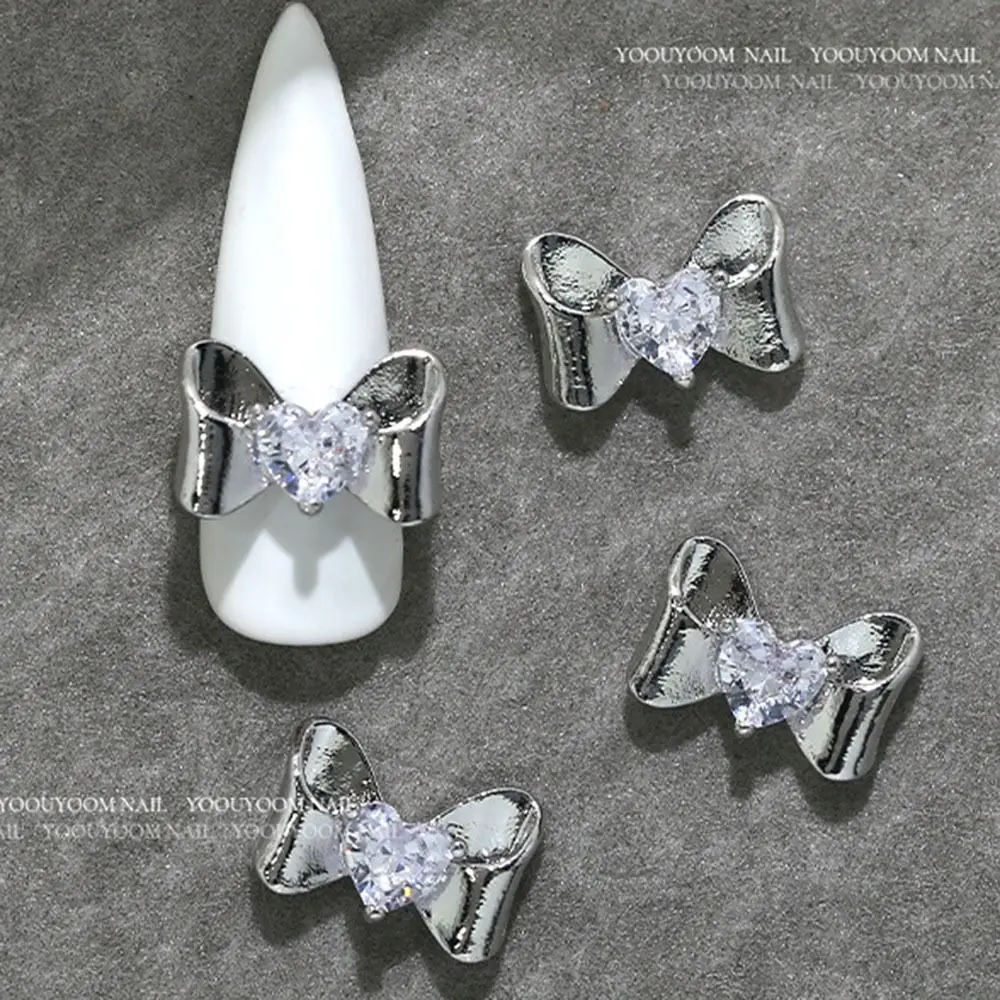 DIY Silver 3D Manicure Jewelry Nail Charms Bowknot Crystal Nail Rhinestones Fashion Heart Nail Art Decoration Women