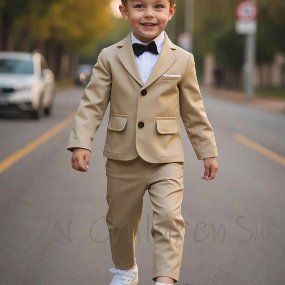 

Khaki Baby Boys Suit 2 Pieces Solid Color Peak Lapel Cute Fashion Children Outfit Wedding Party Birthday Jacket with Pants