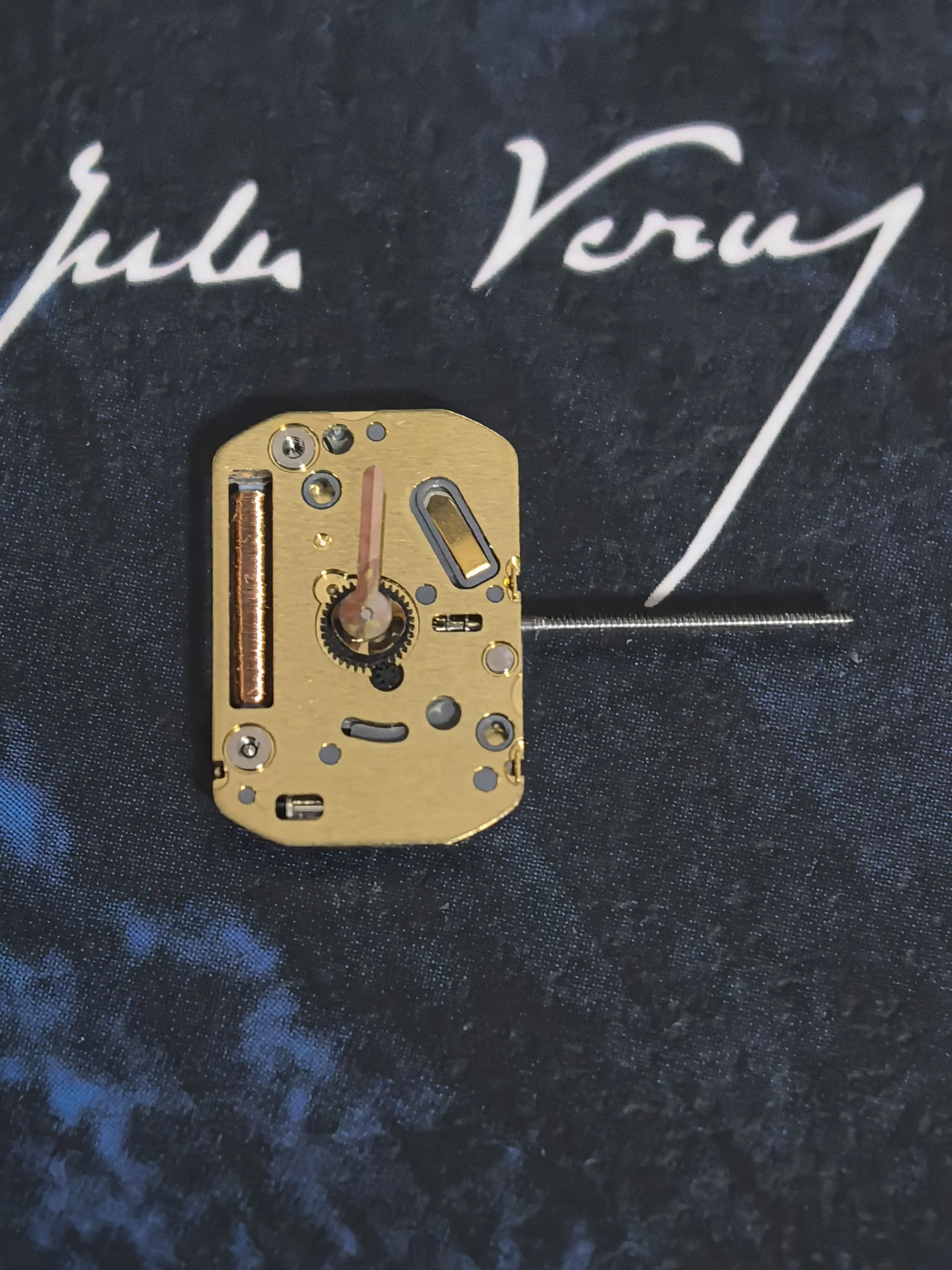 

Watch accessories 5R21.Two-pin quartz movement. New movement in stock