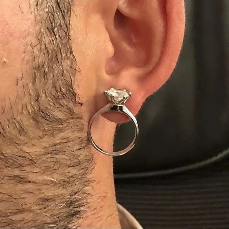 Luxury Yet Stylish Jewelry with A Design Sense Ring and Earrings A Dual-purpose Jewelry That Can Be Used As Earrings or Rings