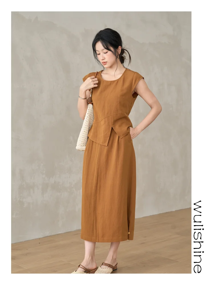 

Short Sleeve Linen Women's T-shirt Asymmetrical Hem Design Minimalist Style round Neck Thin Fabric No Sleeve Short Length