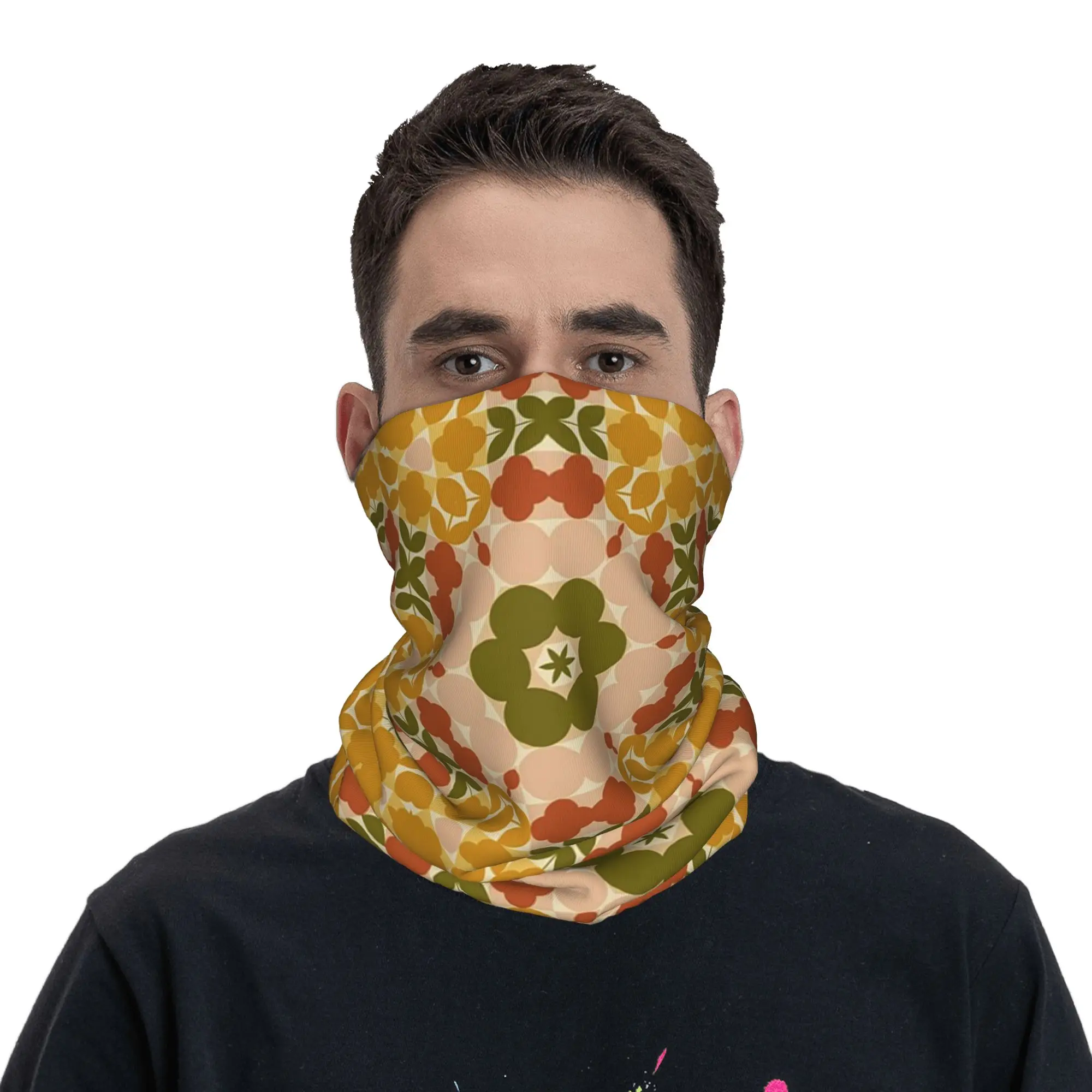 

Floral Kaleidoscope Pattern 70s Boho Geometric Bandana Neck Gaiter Printed Mask Scarf Headband Running for Men Women Windproof