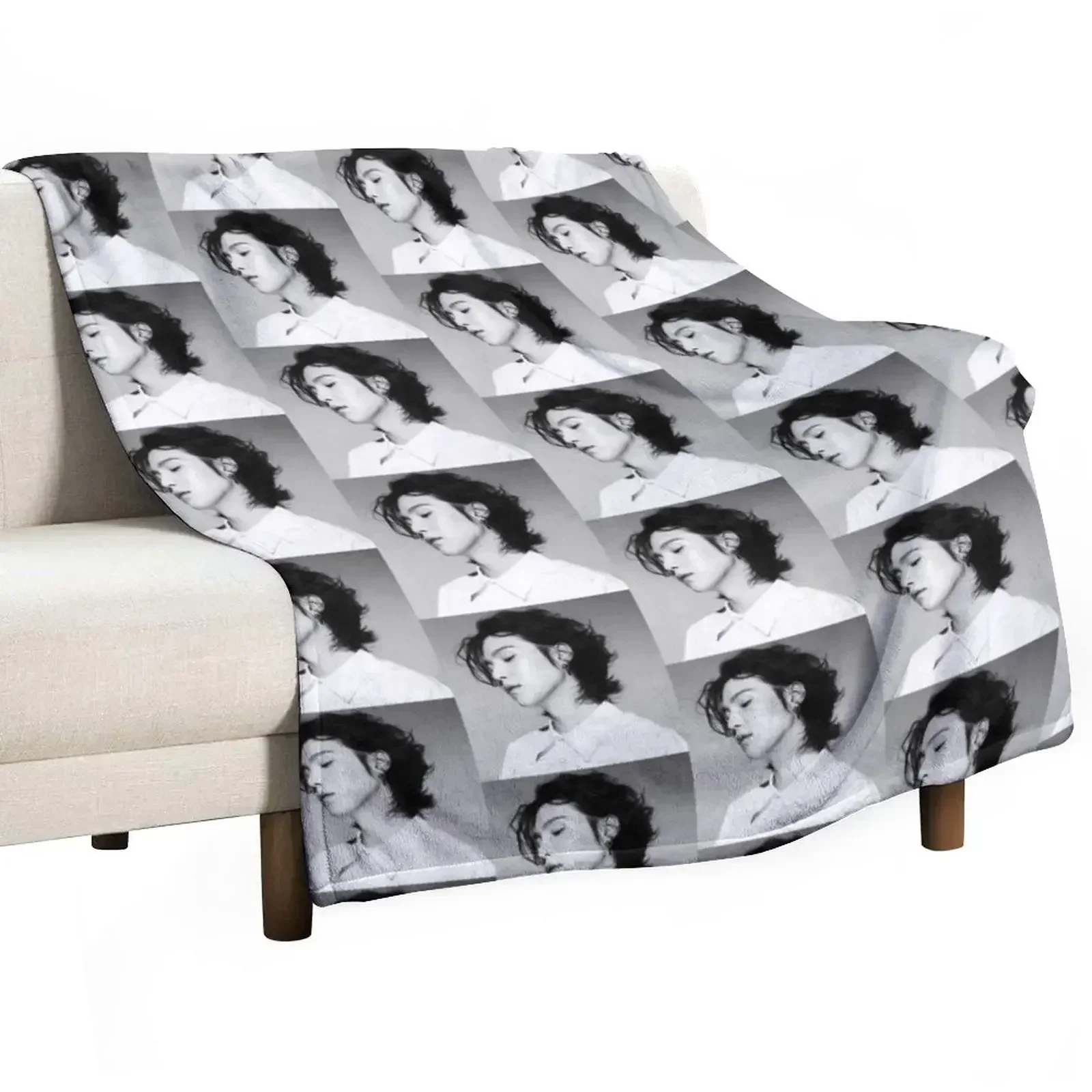 Black and white Yoongi Throw Blanket Giant Sofa Fashion Sofas Blankets For Bed Blankets