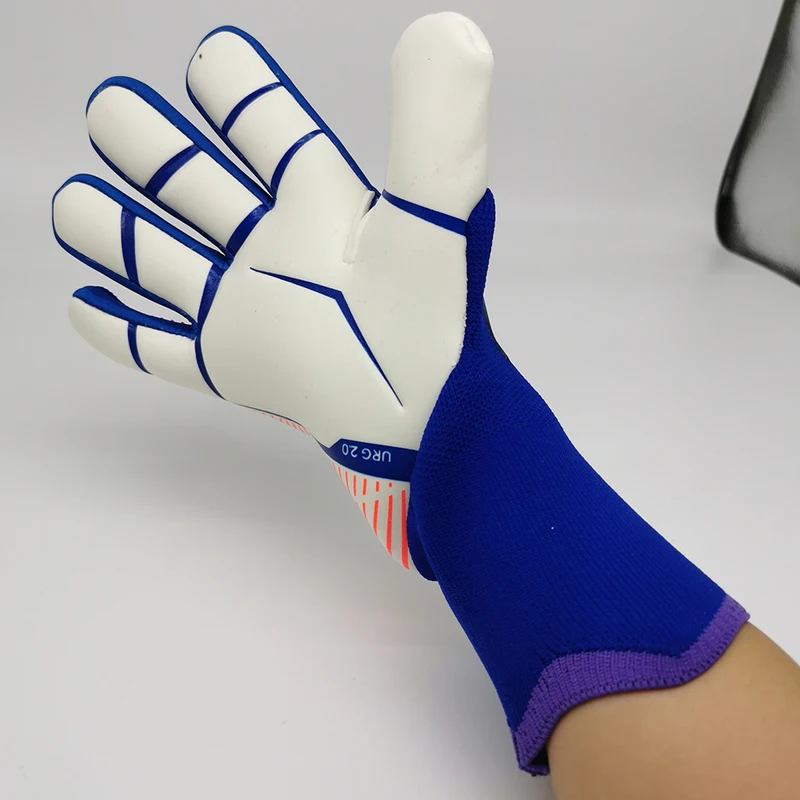 New Latex Football Goalkeeper Gloves Thickened Football Professional Protection Adults Teenager Goalkeeper Soccer Goalie Gloves