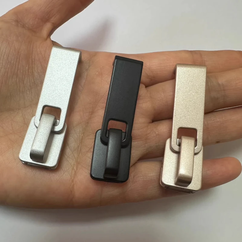 Luggage Zipper Suit…