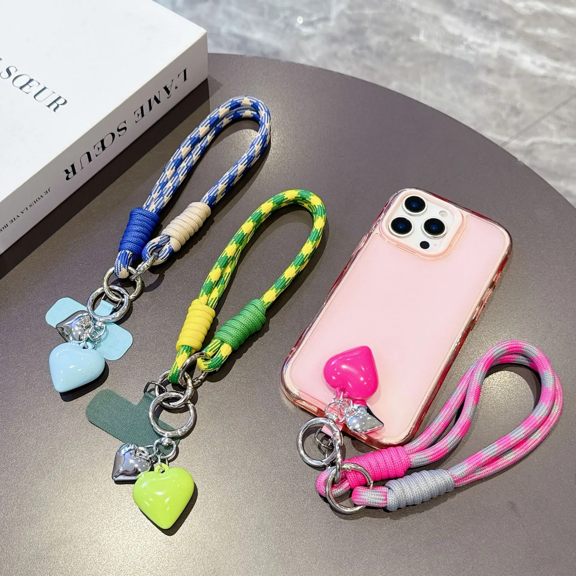 Cordon de téléphone portable tendance pour la charité, porte-clés, clip, anti-perte, personnalisé, accessoire portable, cordon court
