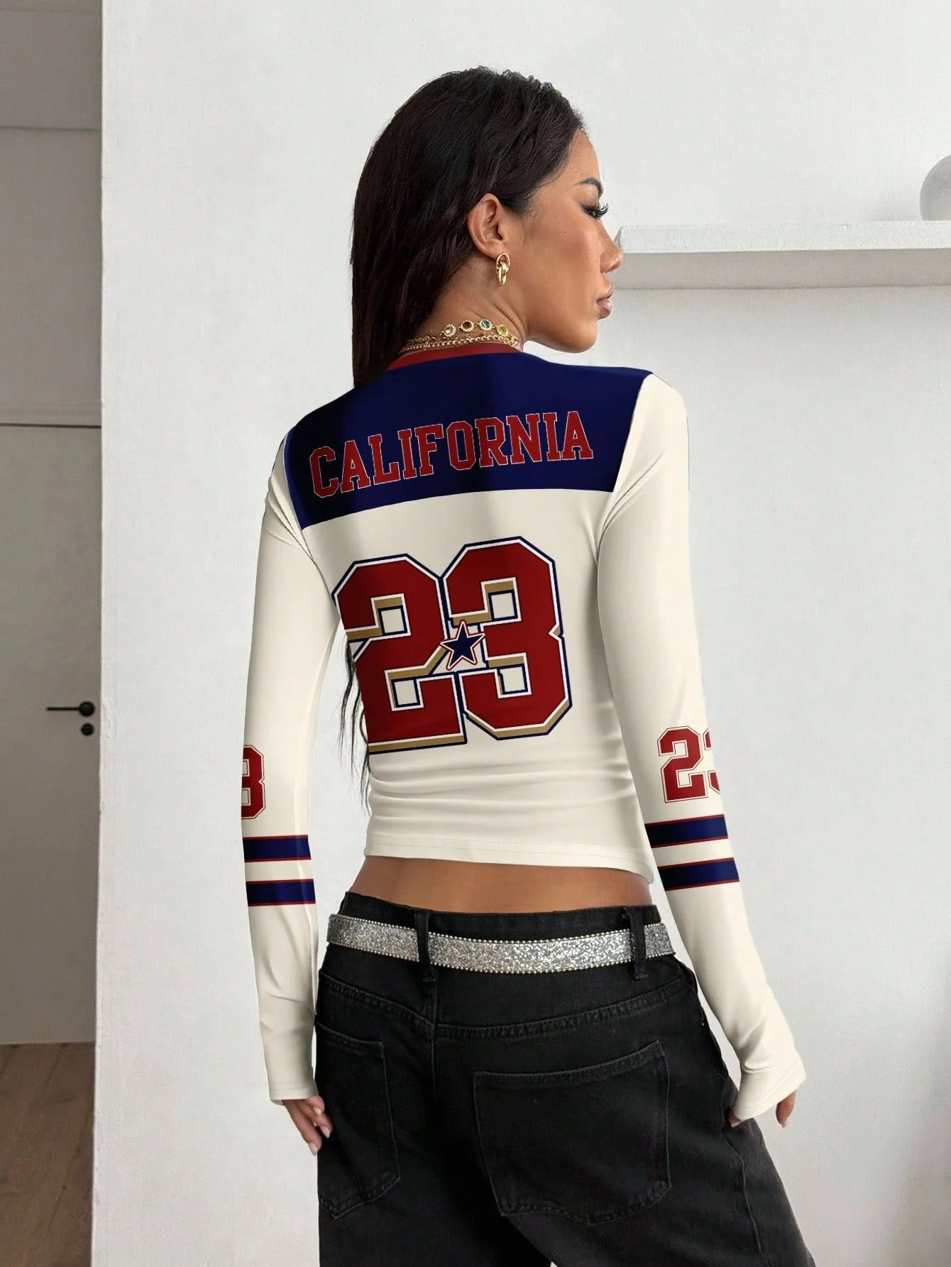 Women Y2K California 23 Letter Print Long Sleeve T-shirt Deep V Neck Slim Fit Crop Top Retro Baseball Streetwear Ladies Casual T