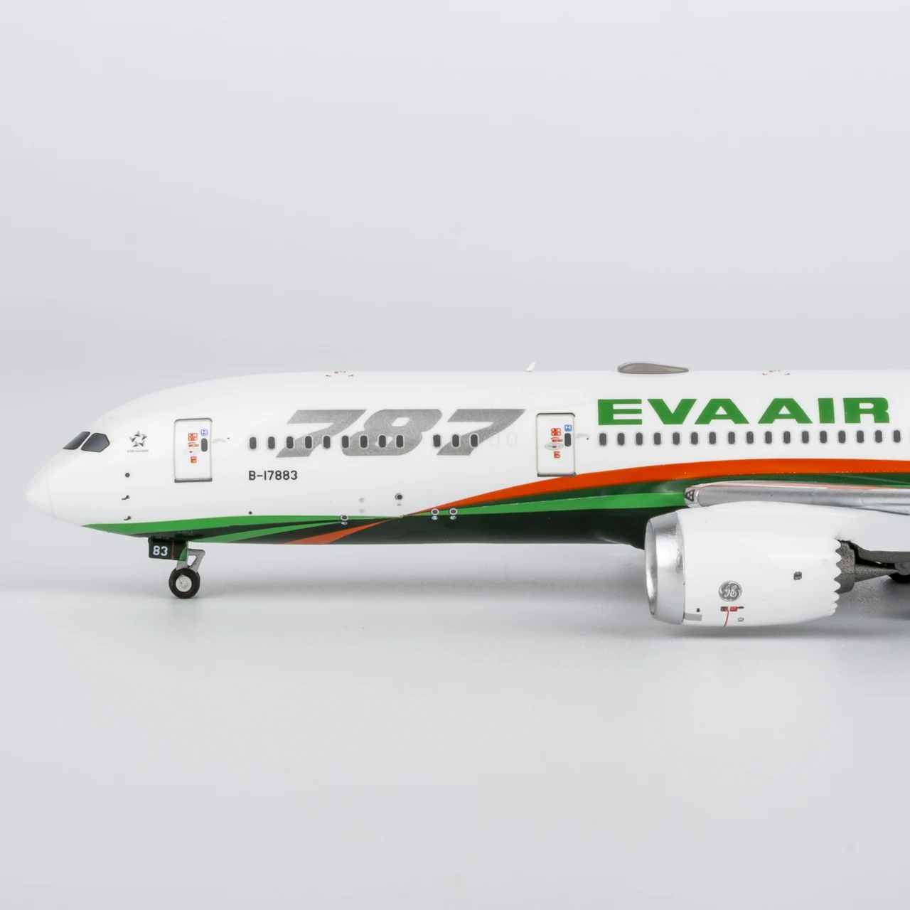 

55144 Alloy Collectible Plane Gift NG Model 1:400 Eva Airways "Dreamliner" Boeing B787-10 Diecast Aircraft Jet Model B-17883