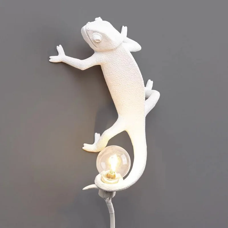 Luz de noche de lagarto de resina, lámpara de mesa de camaleón de Animal moderno, lámpara de pared Led, decoración del hogar, sala de estar nórdica, dormitorio