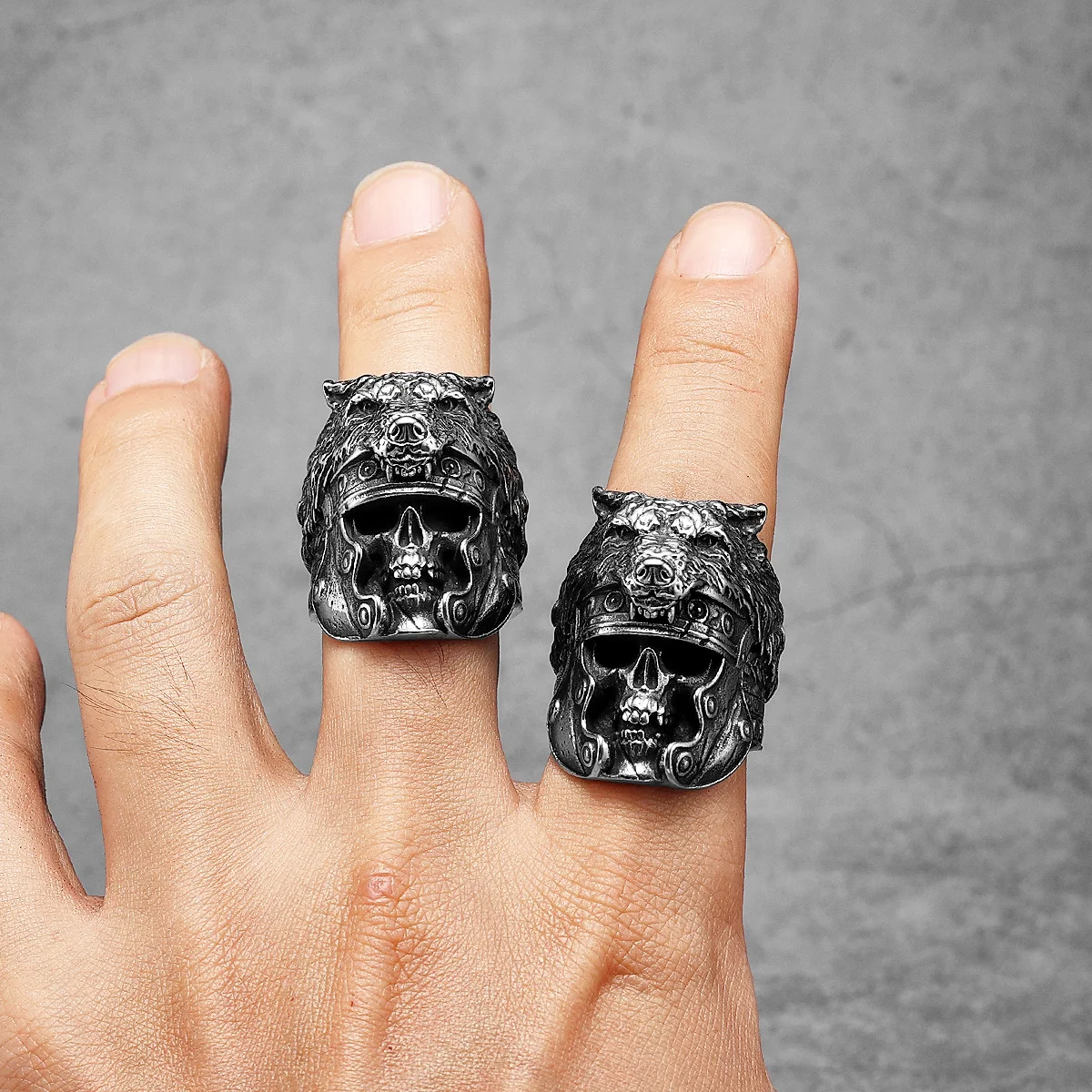 Gladiator Wolf Skull Men Rings Stainless Steel Women Jewelry Vintage Punk Rock Cool Stuff Fashion Accessories Gift Wholesale