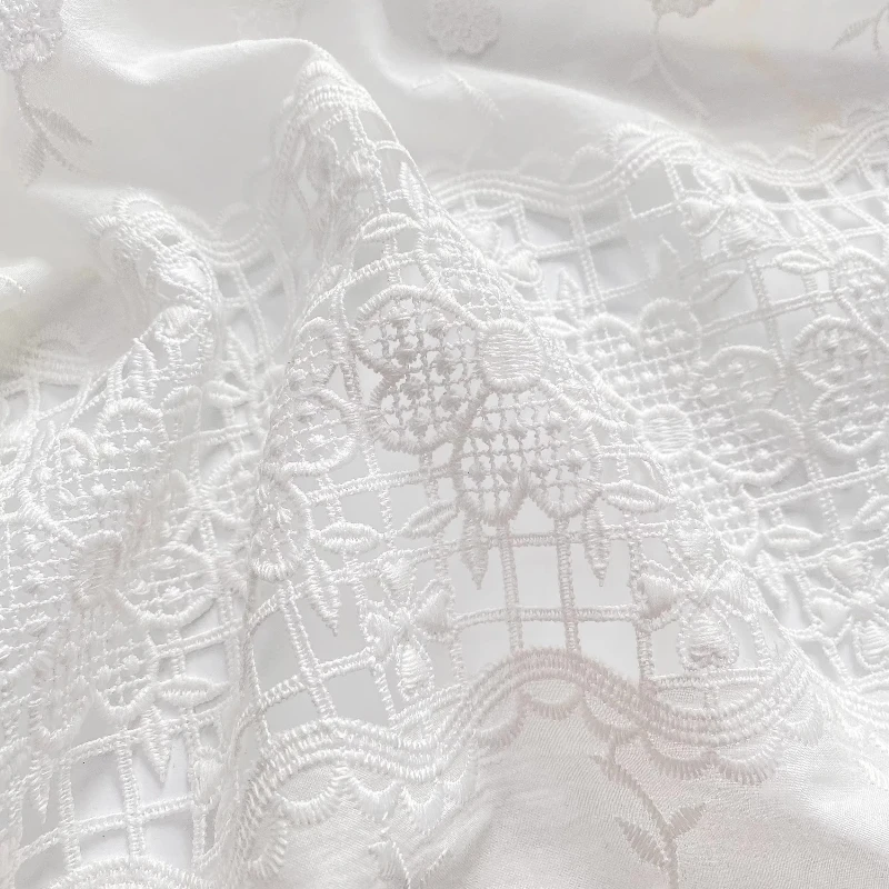 

Pure White 3D Embroidery Cutwork Pure Cotton Fabric Lace-Like Dress & Skirt Material for Women's DIY Tablecloth Curtains