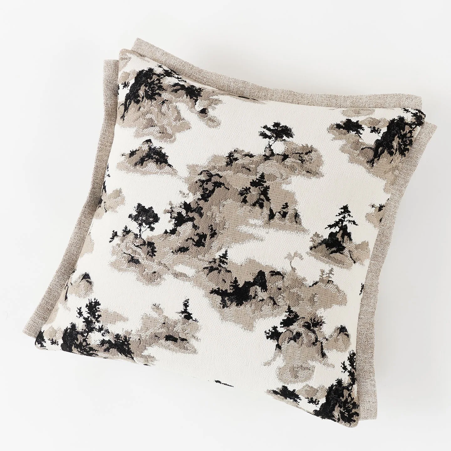HINYEATEX luxury fashion square pillow case embroidery Chinese Hills Trees Fringes 45x45cm Classic Interior cushion cover