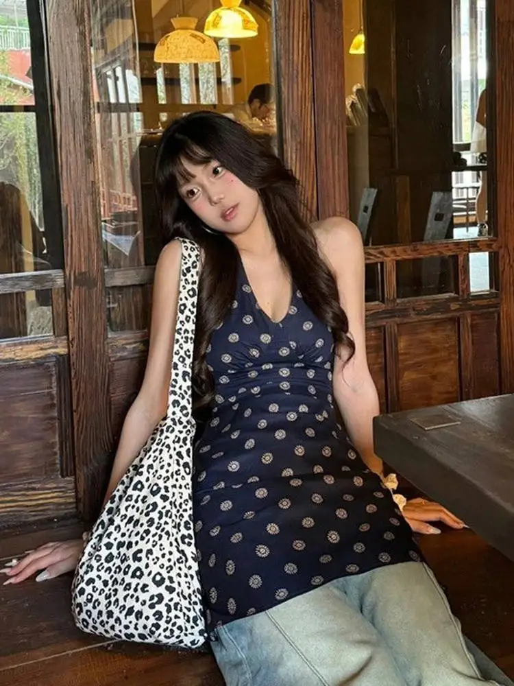 Slimming V-Neck Polka Dot Short Dress Women's Summer Fashion 2025 New Style Unique Personality Midi Dress Elegant Ladylike
