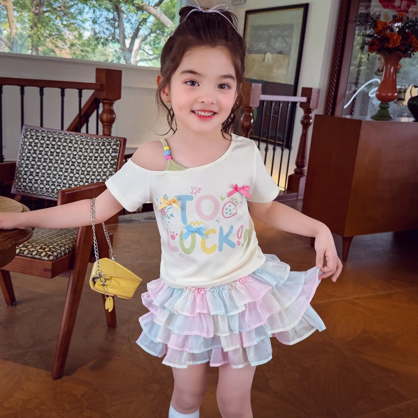 2026 New Off Shoulder Girls Short Sleeved T-shirt Fresh Cartoon Summer Print Fashionable Baby Girl Princess Top
