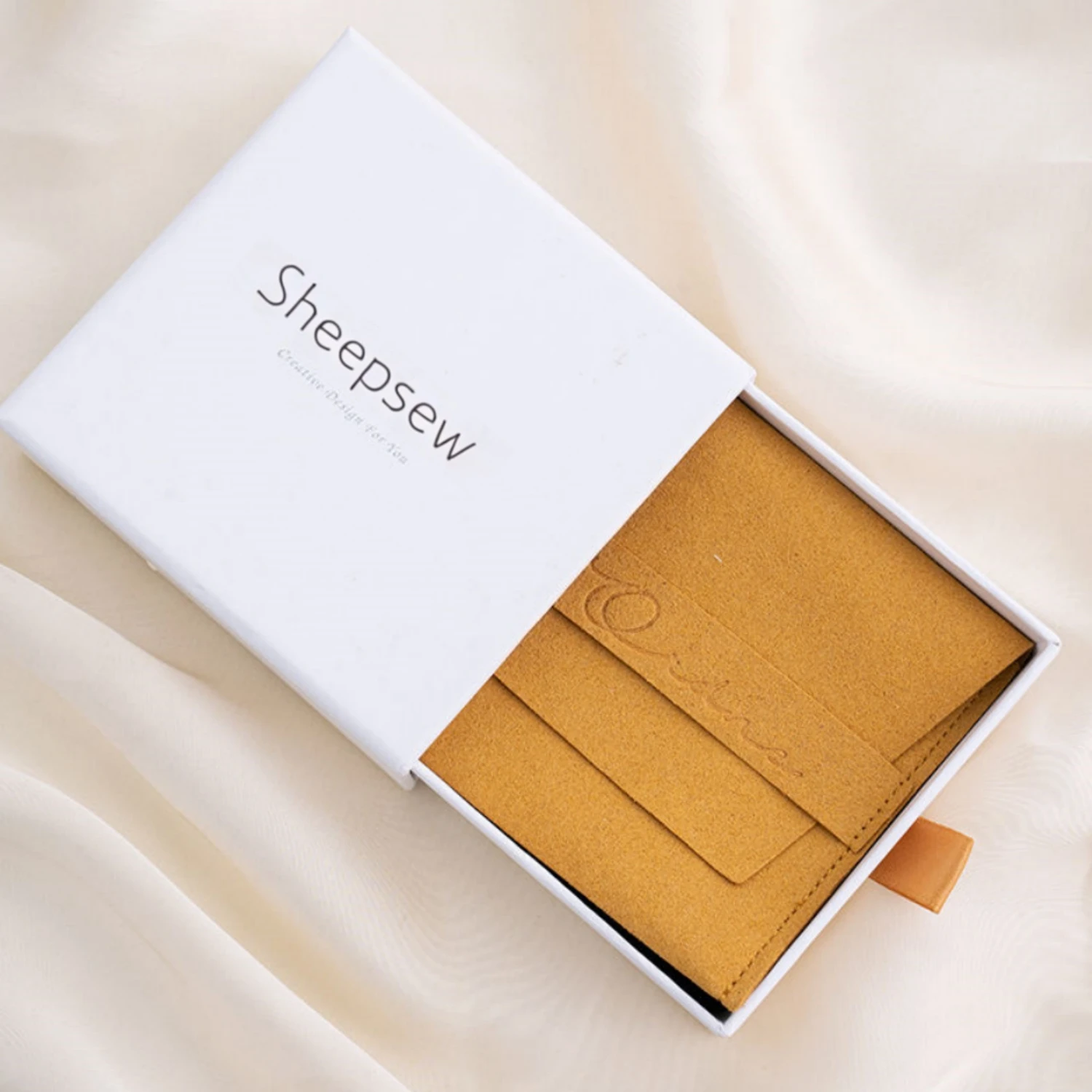 

50 комплектов шкатулки для драгоценностей светло-оранжевого цвета, сумка из микрофибры, набор коробок Schmuck, выдвижной ящик с логотипом, подарочная бумажная коробка для ювелирных изделий, упаковка