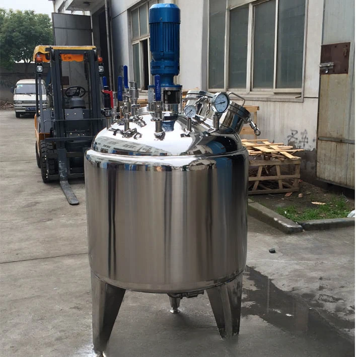 Enclosed cooking soy milk tank / Batching tank. /Stainless steel tank