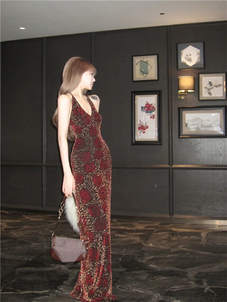 Vintage Rose Printed Velvet Dress for Women 2025 New Sexy Hanging Neck Backless Dresses Retro Slim Tailored Long Mermaid Dress