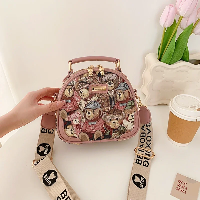 Casual Round Bag Bear Pattern Design Fashion Crossbody Bag for Women Shoulder Bags Large Tote Bucket Designer Flat Handbags