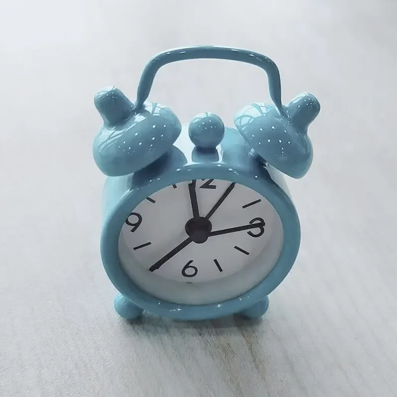 Mini Metal Small Alarm Clock Creative Blue Quartz Round Alarm Clock Portable Desktop Decoration Home Decoration