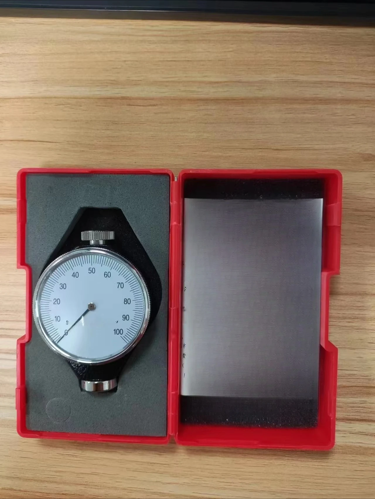 

Double Nee-dle Type Rubber Hardness Tester – Professional Instrument for Rubber Hardness Measurement