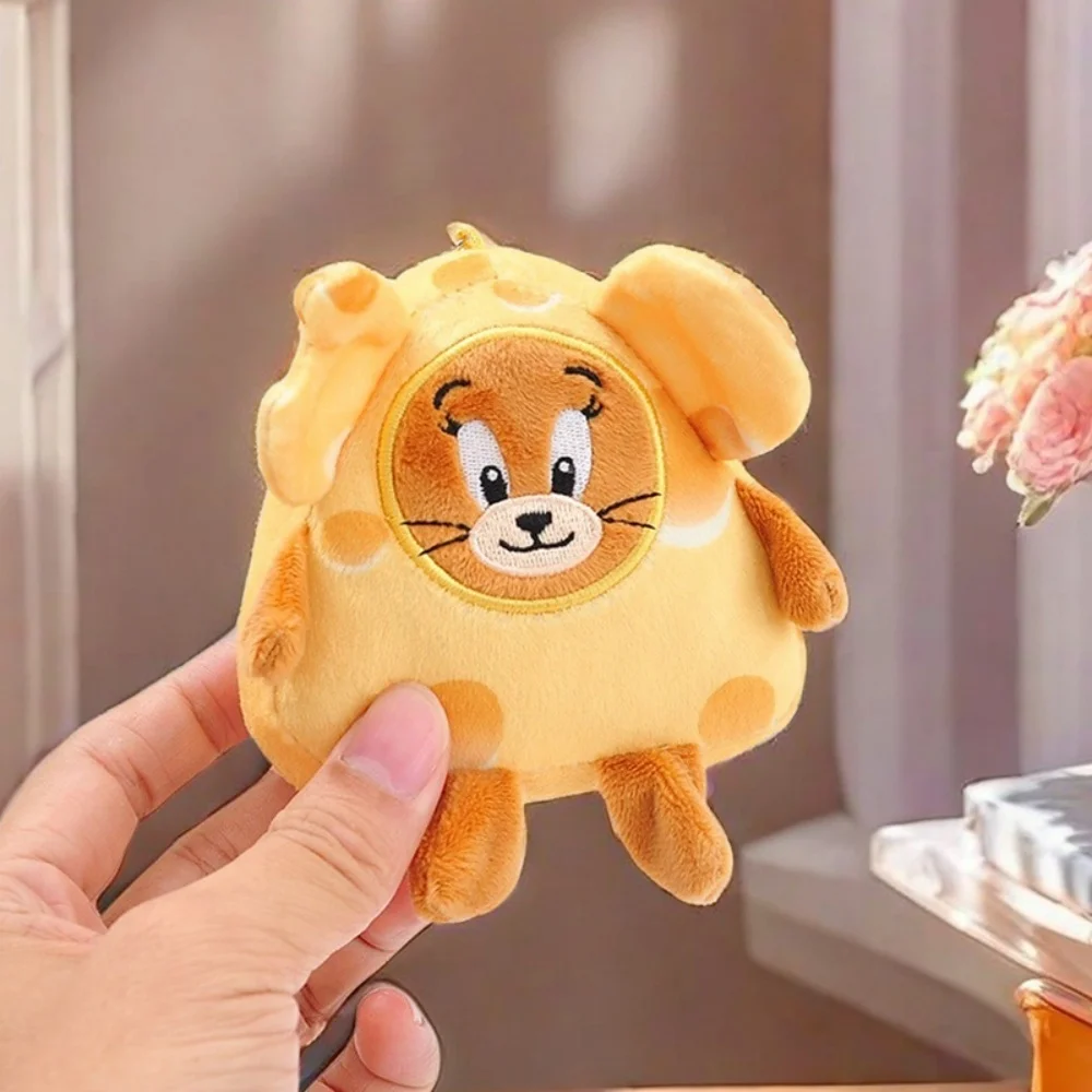 本物のトムとジェリーぬいぐるみ三角形チーズ人形かわいい女性のバックパック漫画装飾人形おもちゃギフトクラスメートのため