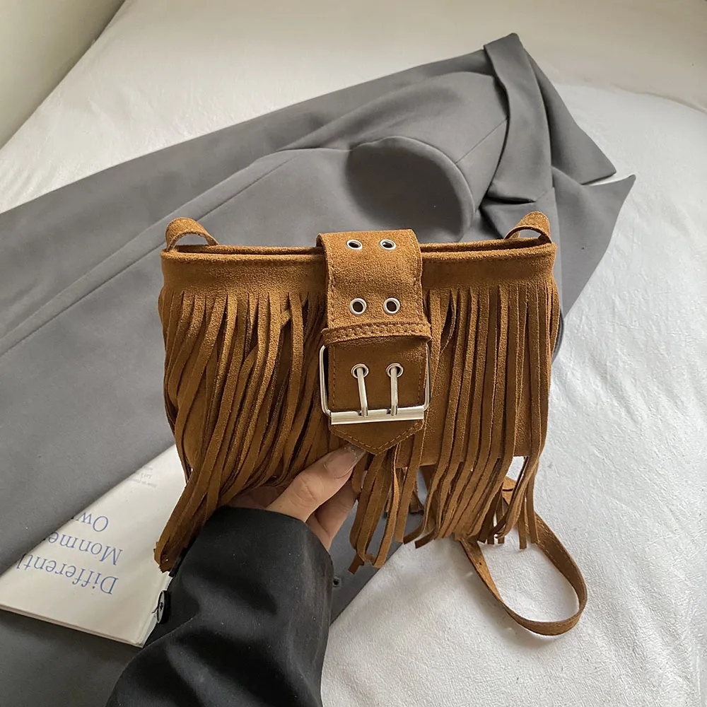 

2025 Suede Square Tassel One Shoulder Bag Women's Autumn Winter New Delicate High Grade Crossbody Bags Daily Commute Packs