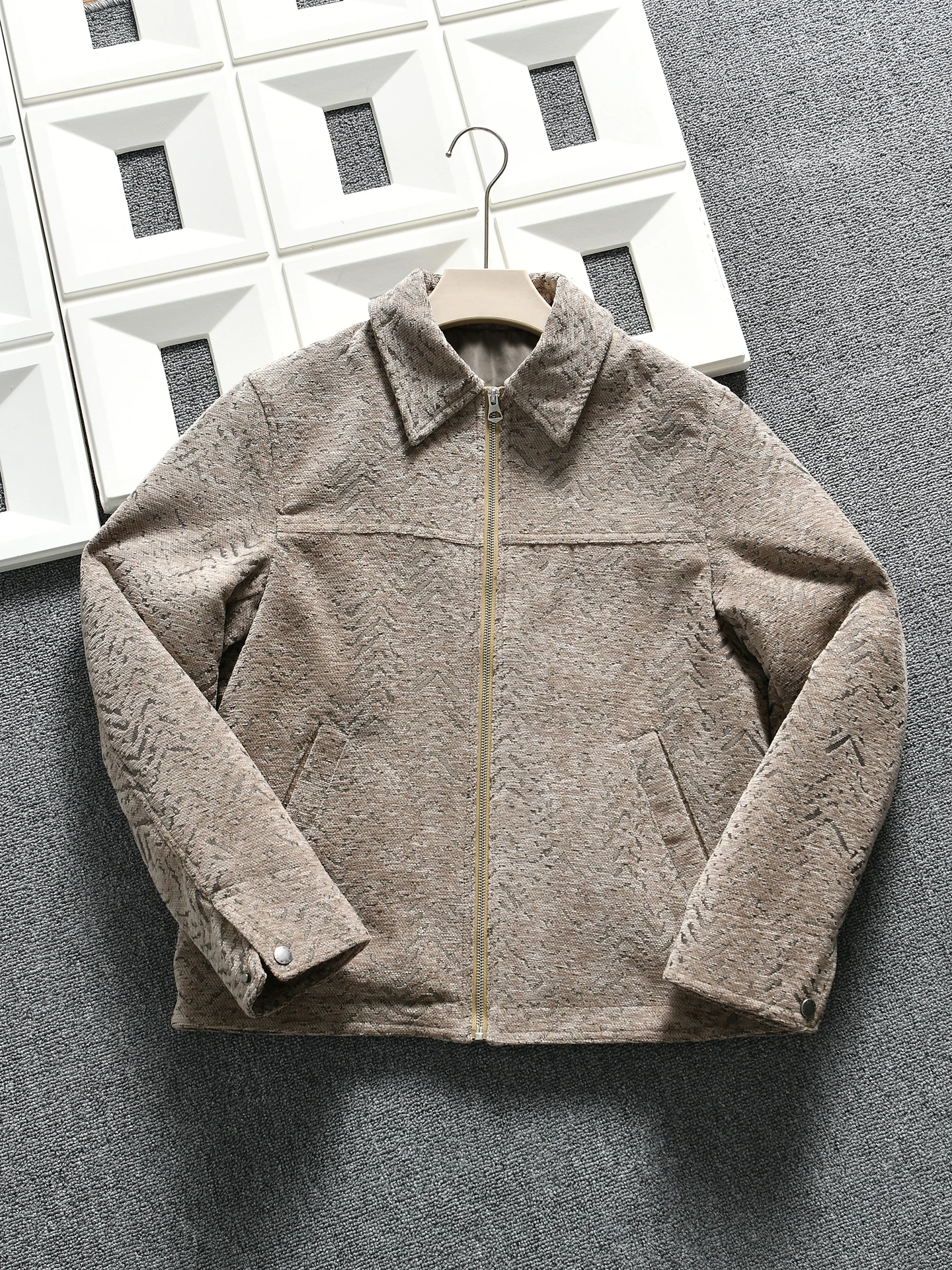 

Men's Full-Body Floral Embroidery Jacket Cotton Warm Collar Jacket Polyester Fiber Standard Fit Long Sleeve Thickened Casual ...