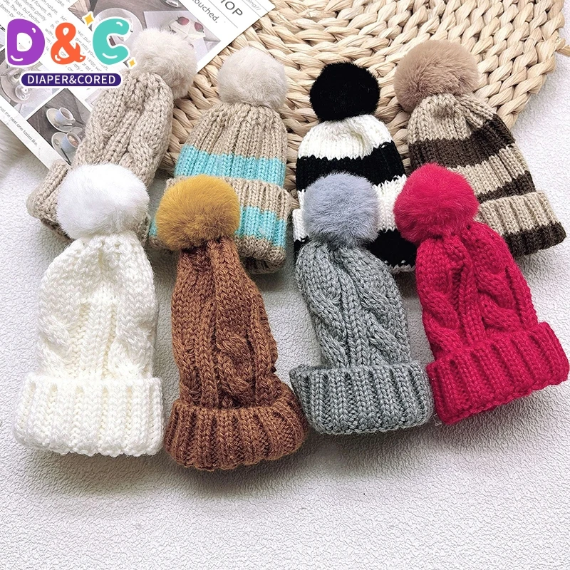 2Pcs Cute Dollhouse Miniature Fashion Curled Edge Knitted Beanie Hat Cap With Hairball Doll House Decoration Dolls Accessories