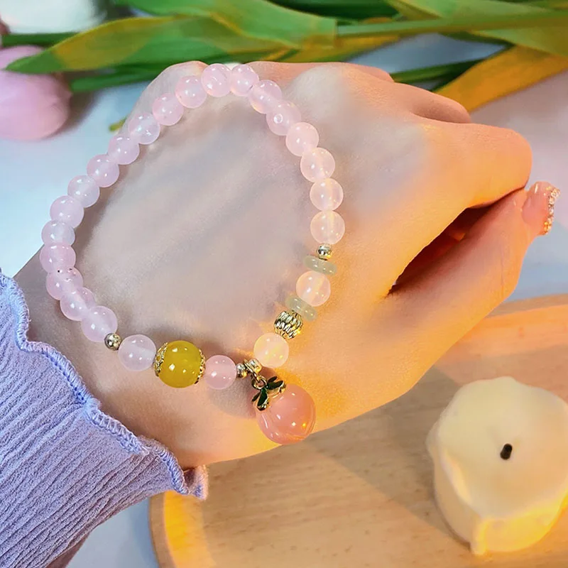 

Natural Pink Crystal Peach Bracelet Fashion Versatile Accessories
