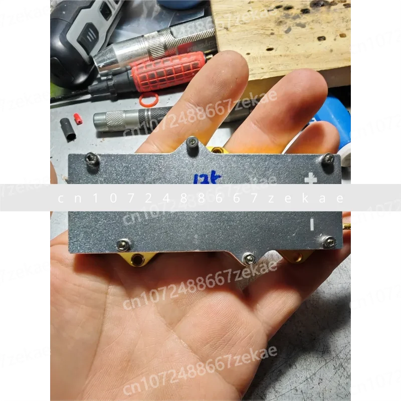 

для вывода света, бывшего в употреблении, мощного лазера 40–130 Вт, источника лазерного насоса, лазерной пушки, коллимации раскрытывающихся отверстий